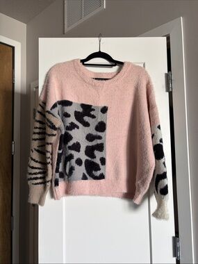 Pink and animal print super soft heavy sweater sz L/XL